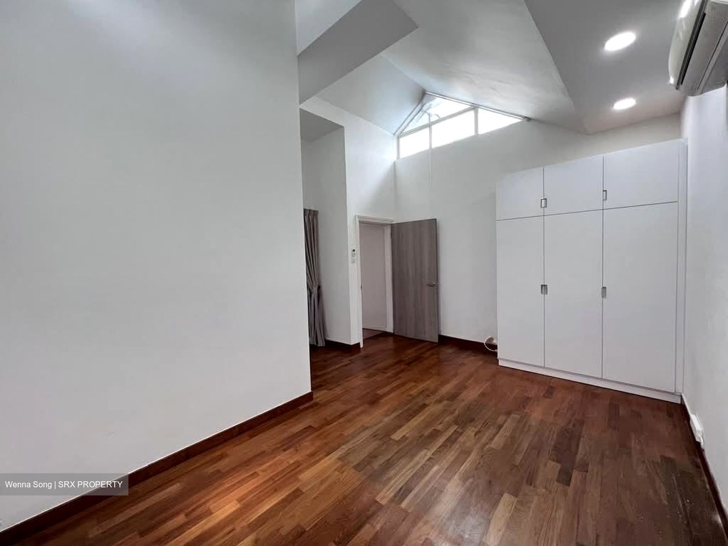 Chancery Hill Road (D11), Terrace #597122771